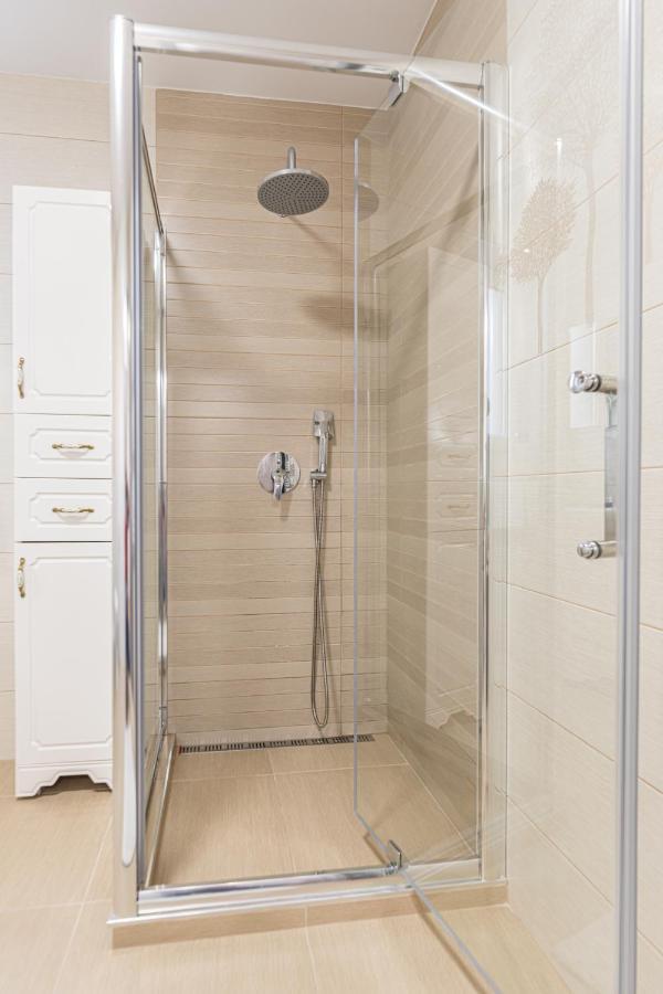 Apartamente Lavender Brasov Exterior photo